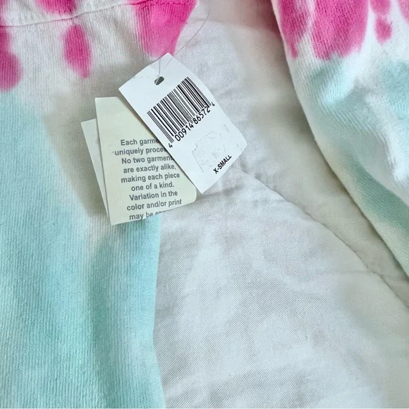 Disneyland Tie-dye spirit jersey - Picture 10 of 12